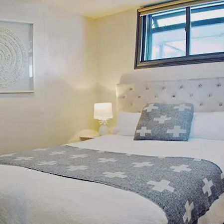 City Fringe Apartment With Sky Tower And City Views Auckland Exterior foto
